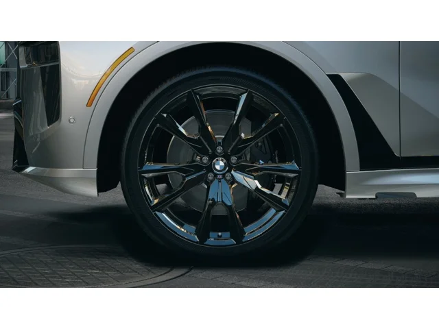 New 2027 Skyscraper Grey Metallic BMW  image 7