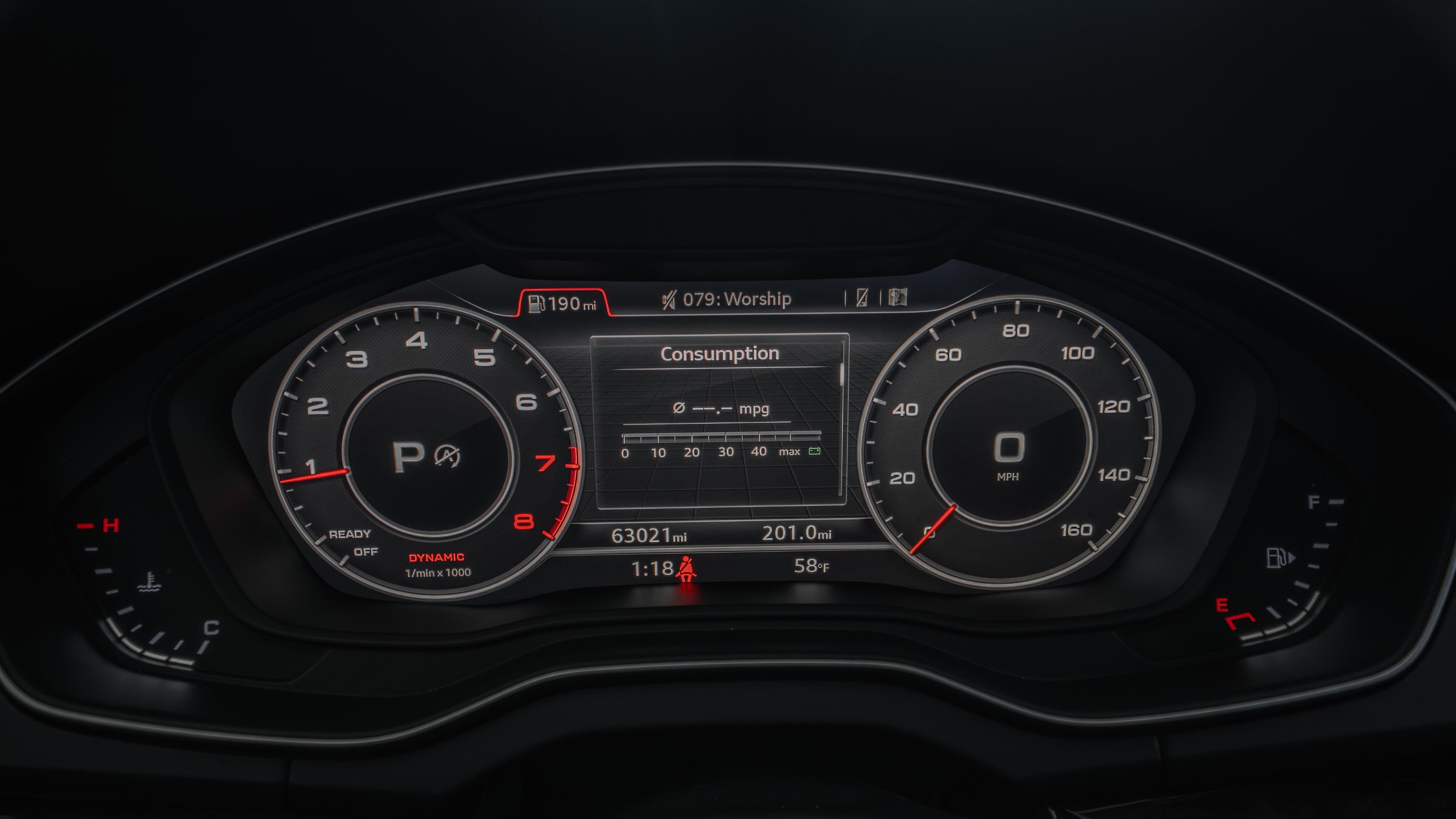 Used 2018 Florett Silver Metallic Audi 2.0T Premium image 13