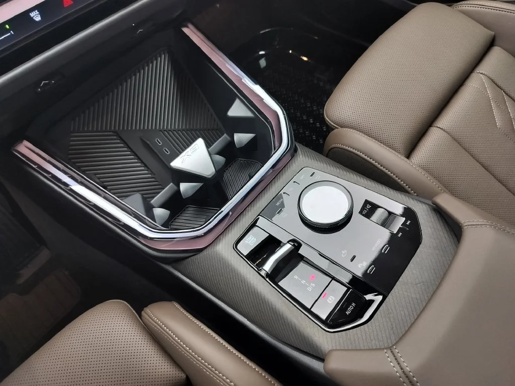 Used 2026 Dune Grey Metallic BMW 30 xDrive image 19