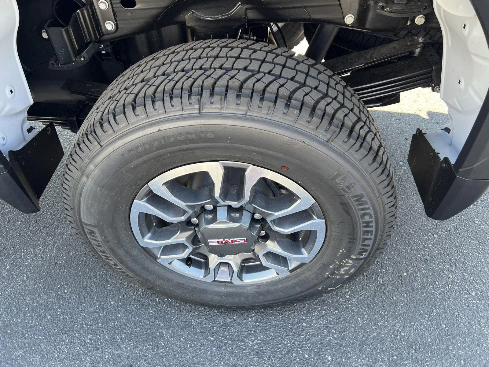 2026 GMC Sierra 3500HD Pro - Photo 13