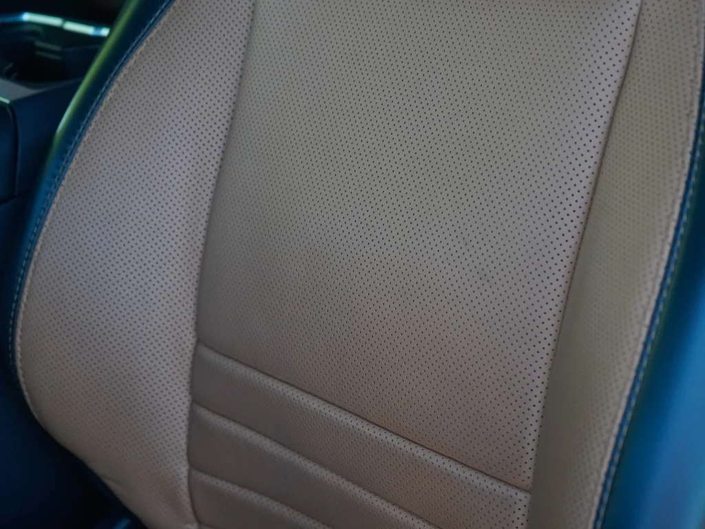 Used 2024 Agate Black Metallic Ford Platinum image 24