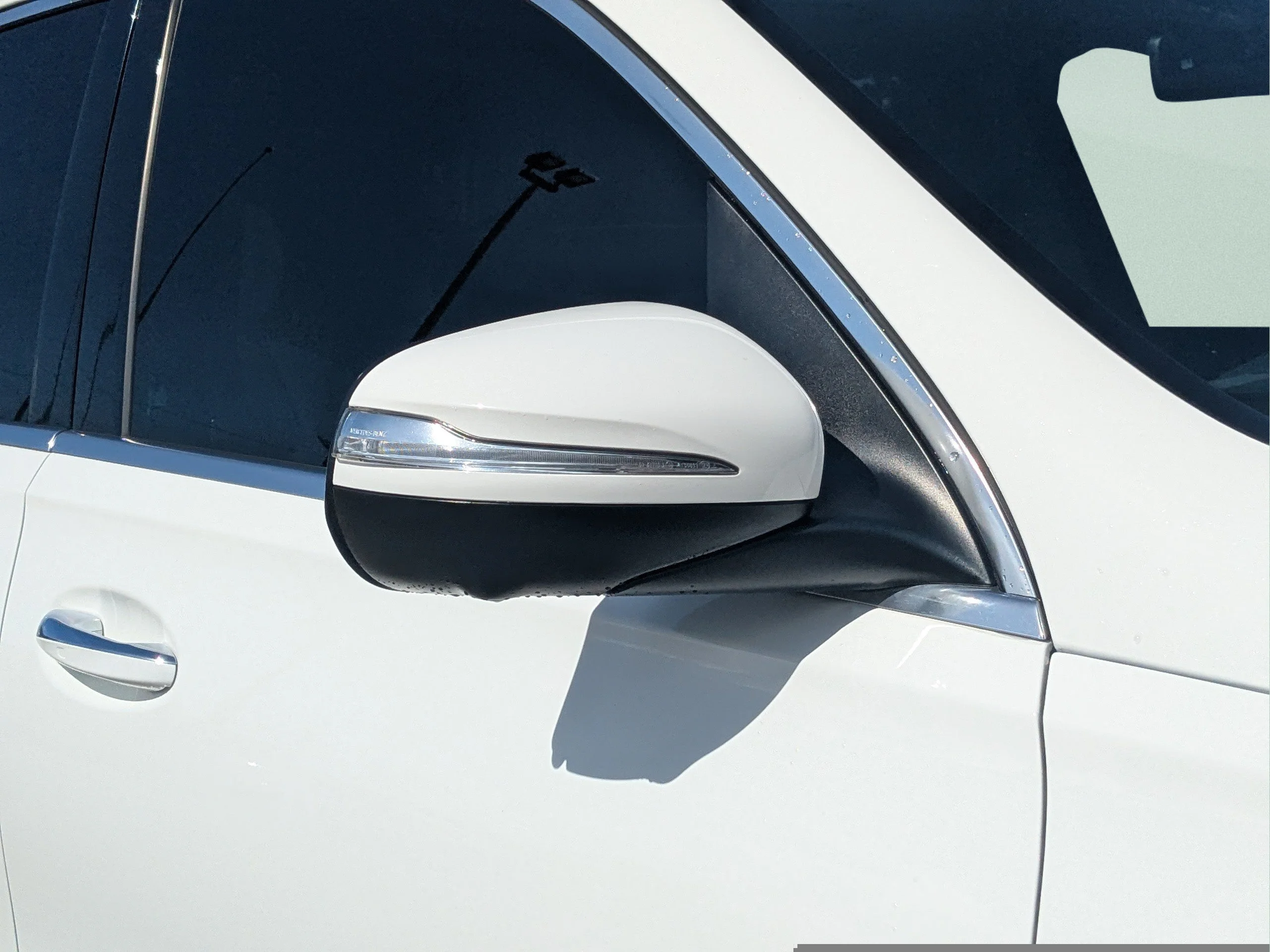 Used 2022 White Mercedes-Benz GLE 350 image 10