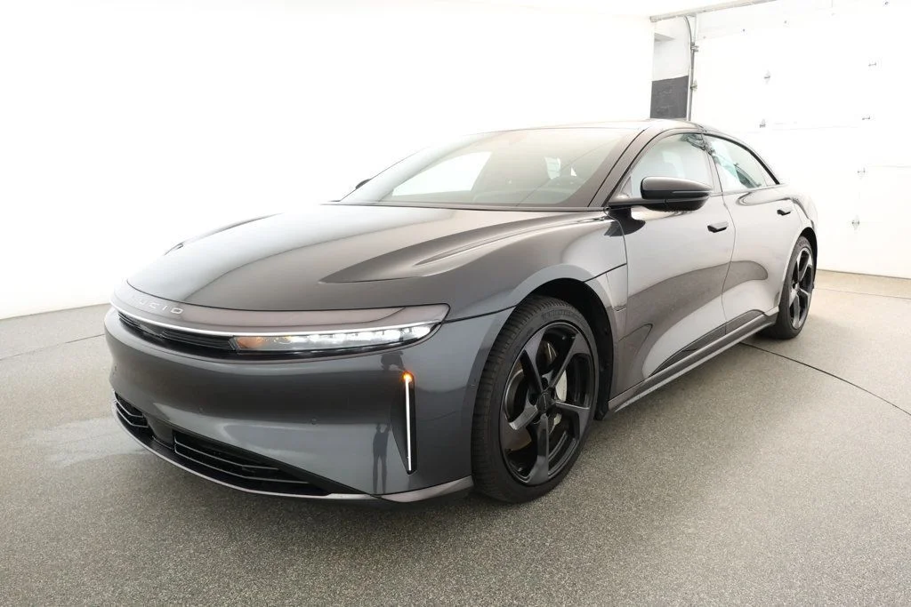 2023 Lucid Air Touring's photo