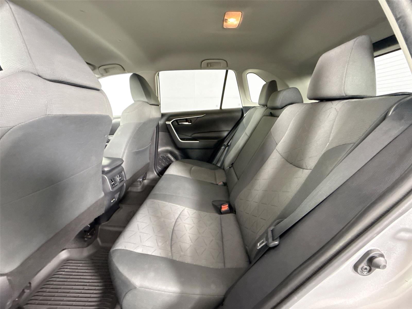 Used 2021 Silver Sky Metallic Toyota XLE image 26