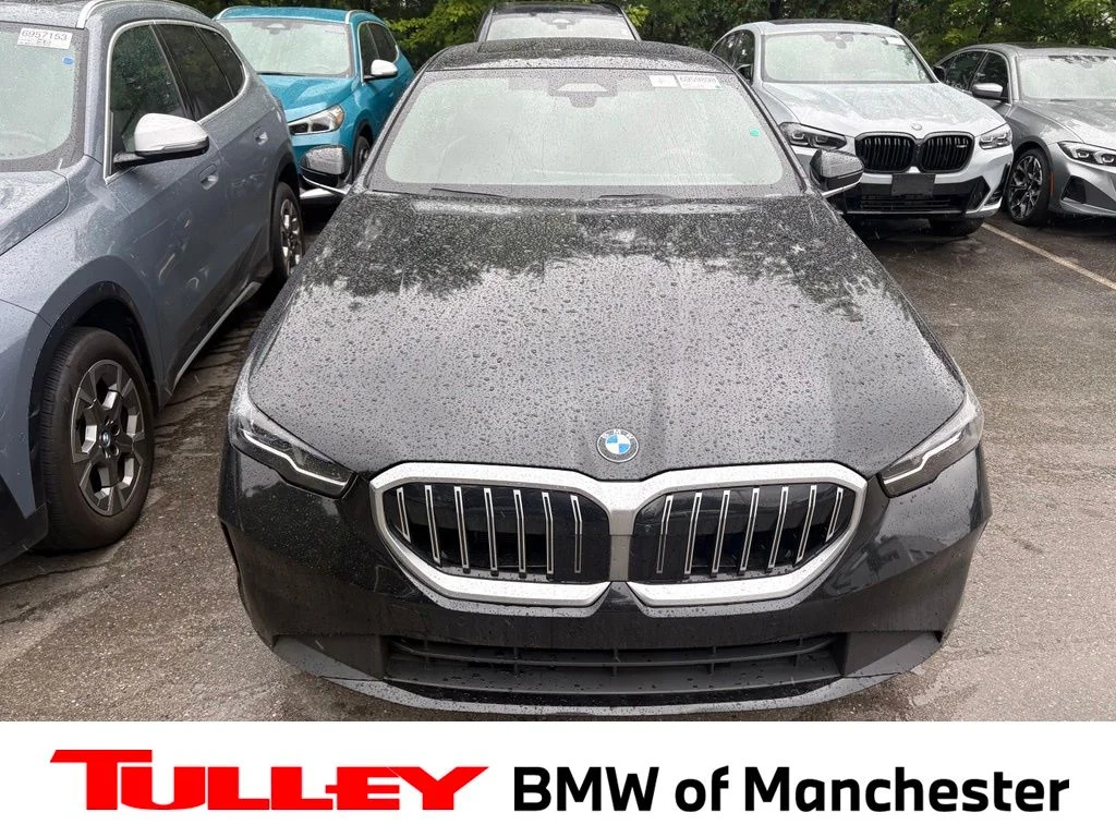 Used 2026 Black BMW 540i xDrive image 1