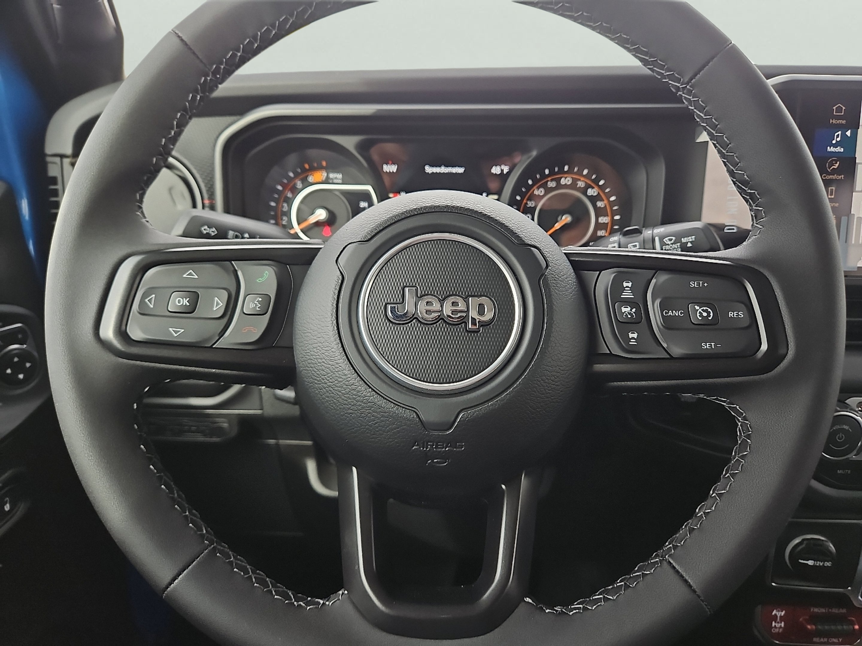 New 2026 Hydro Blue Pearlcoat Jeep Rubicon image 24