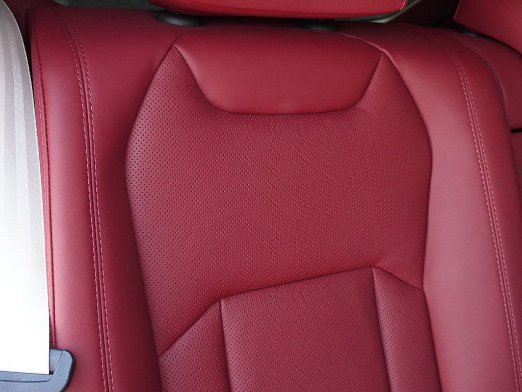 Used 2022 Black Lamborghini Base image 63