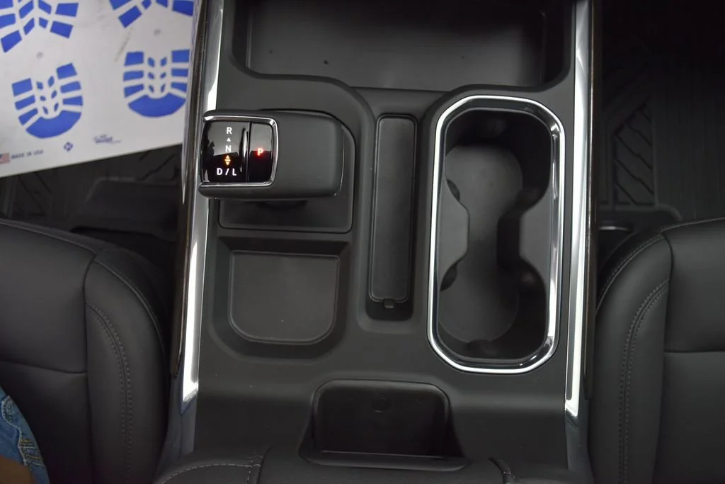 New 2026 Summit White Chevrolet LT Trail Boss image 13