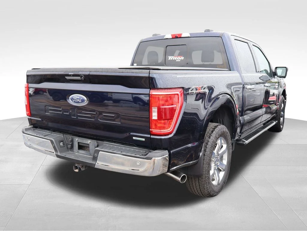 Used 2022 Blue Metallic Ford XLT image 13