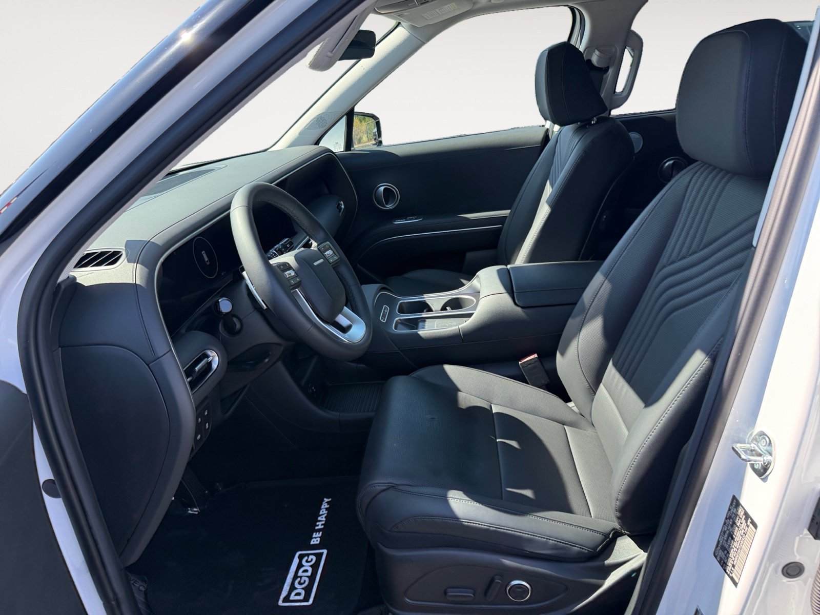 Certified Used 2026 White Pearl Hyundai SEL Premium image 10