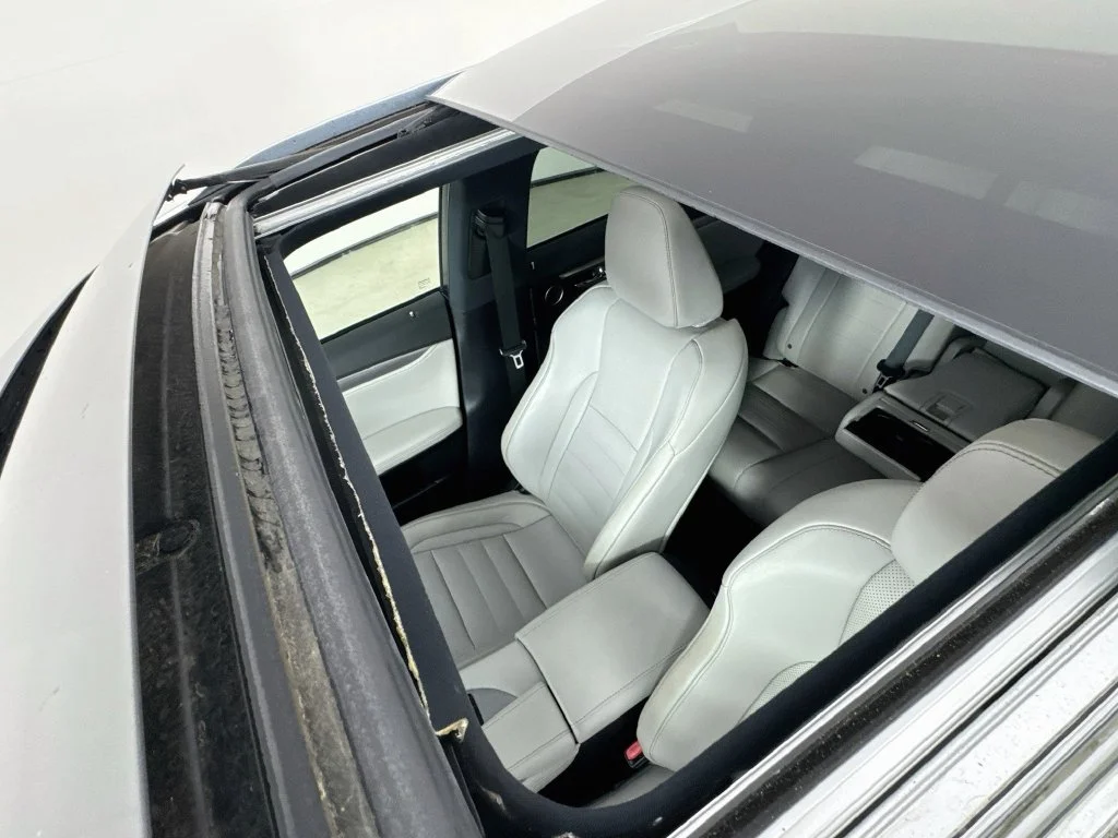 Used 2017 Silver Lexus 350 F Sport image 28