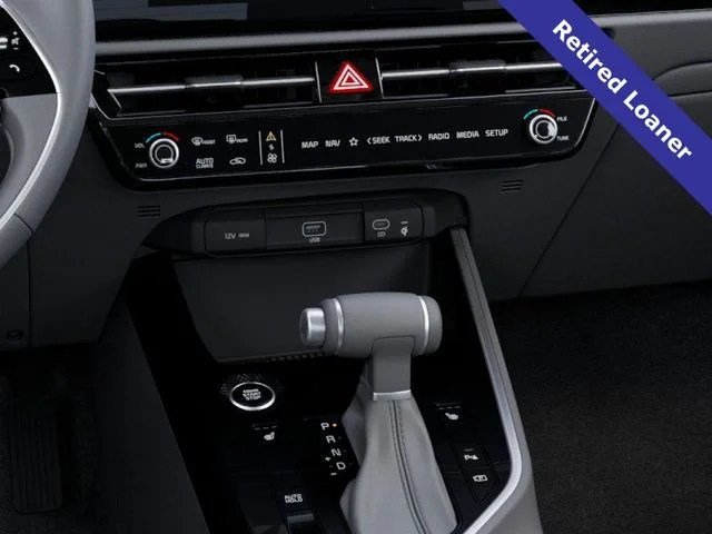 2025 Kia Niro EX - Photo 23