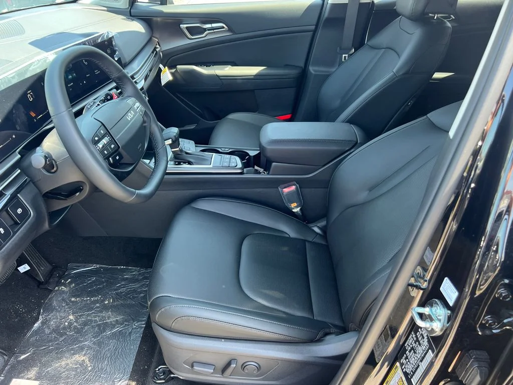 New 2026 Black Kia EX image 9