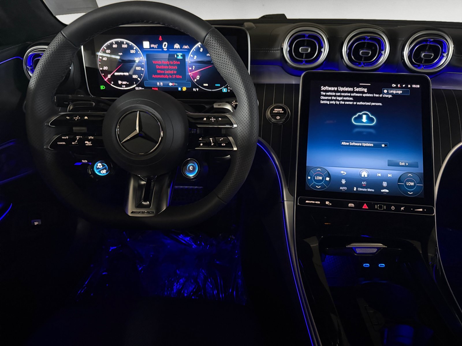 New 2026 MANUFAKTUR Alpine Grey Mercedes-Benz AMG® CLE 53 4MATIC+ Coupe image 39