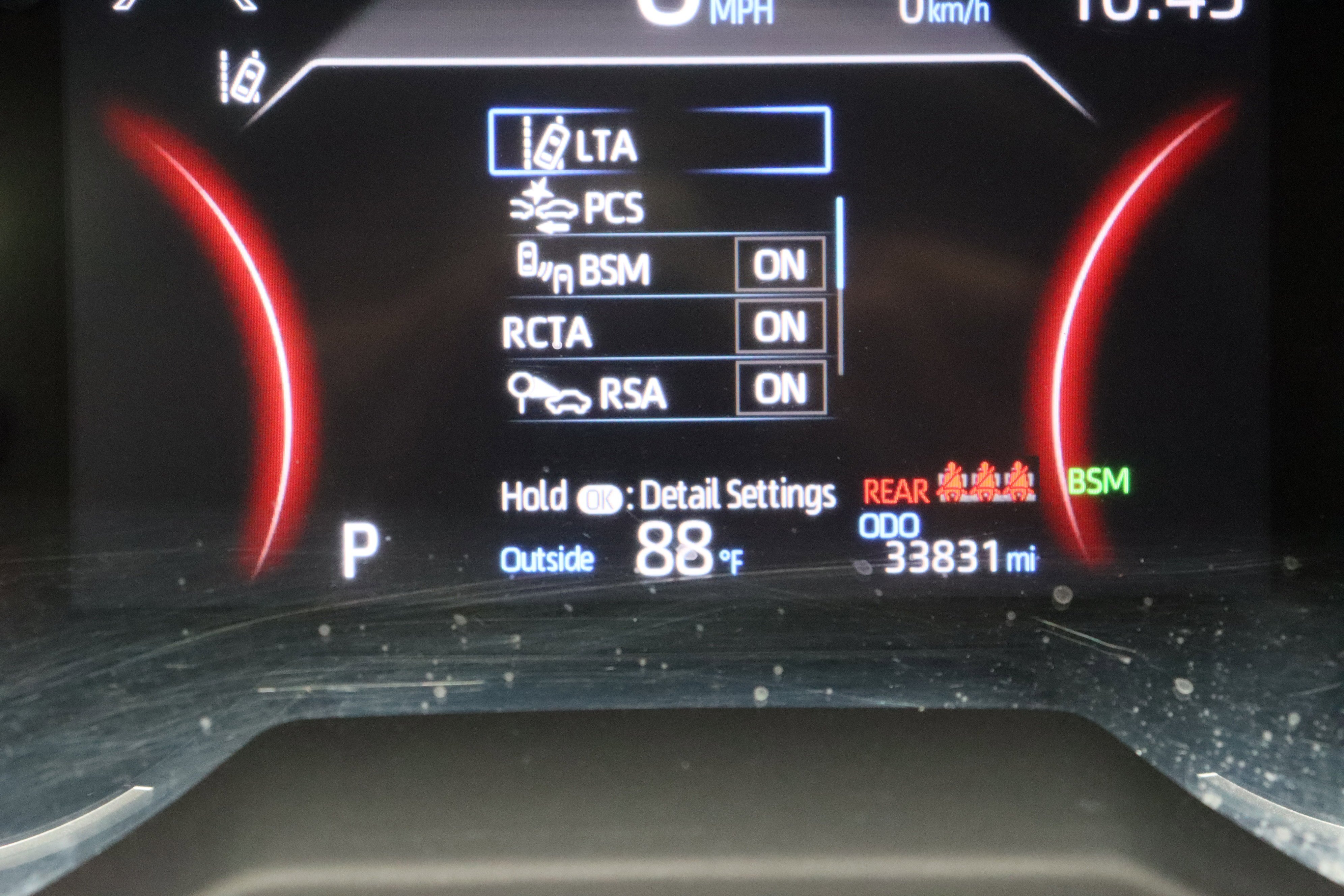 Used 2025 Silver Sky Metallic Toyota XLE 2.5L image 40