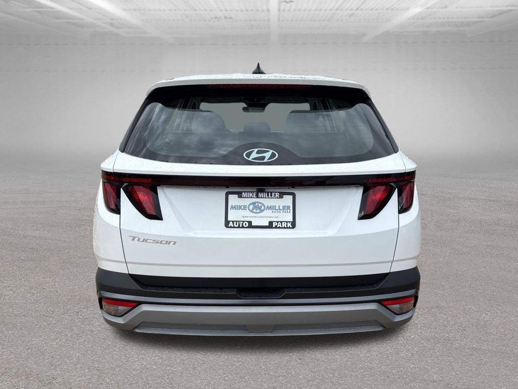 New 2026 White Pearl Hyundai SE FWD image 4
