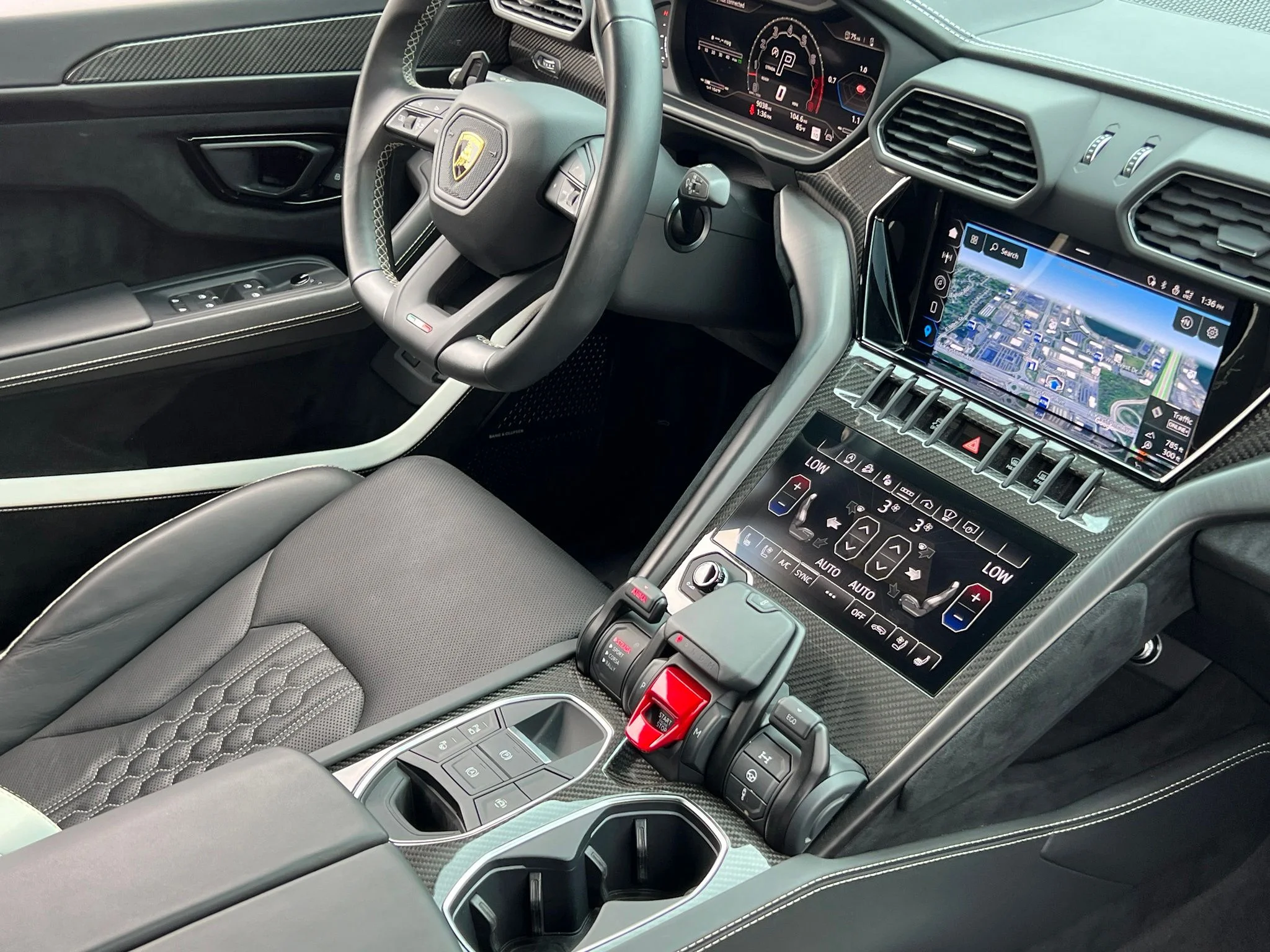 Used 2023 Blue Lamborghini Performante image 41