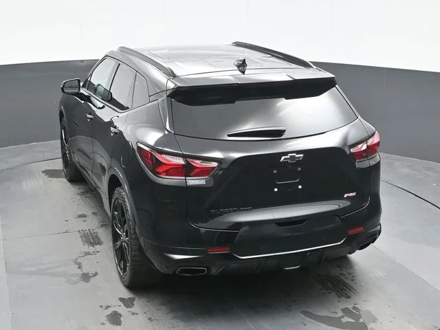 Used 2022 Black Chevrolet RS image 10
