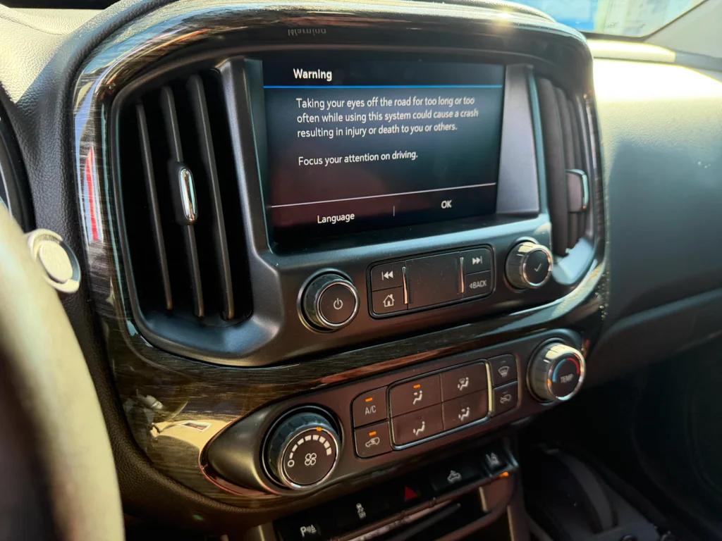 Used 2021 BLACK Chevrolet 2WD LT image 8