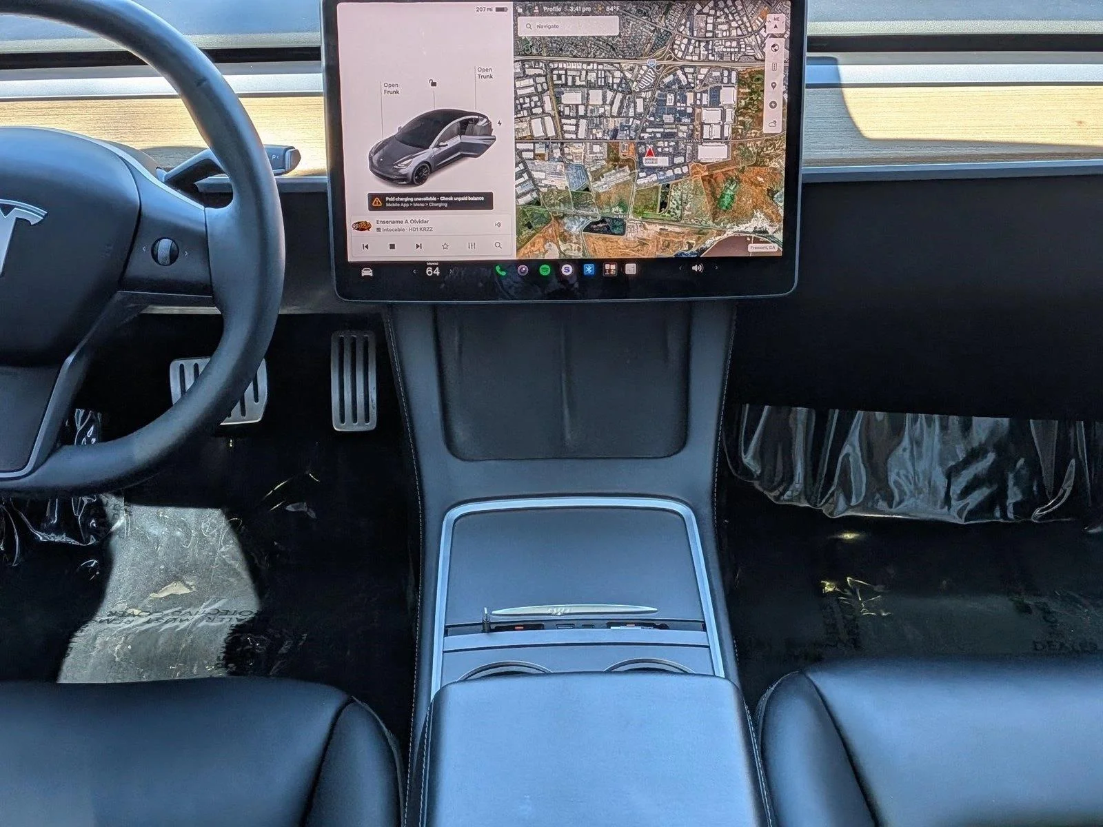 Used 2022 Silver/Gray Tesla Performance image 12