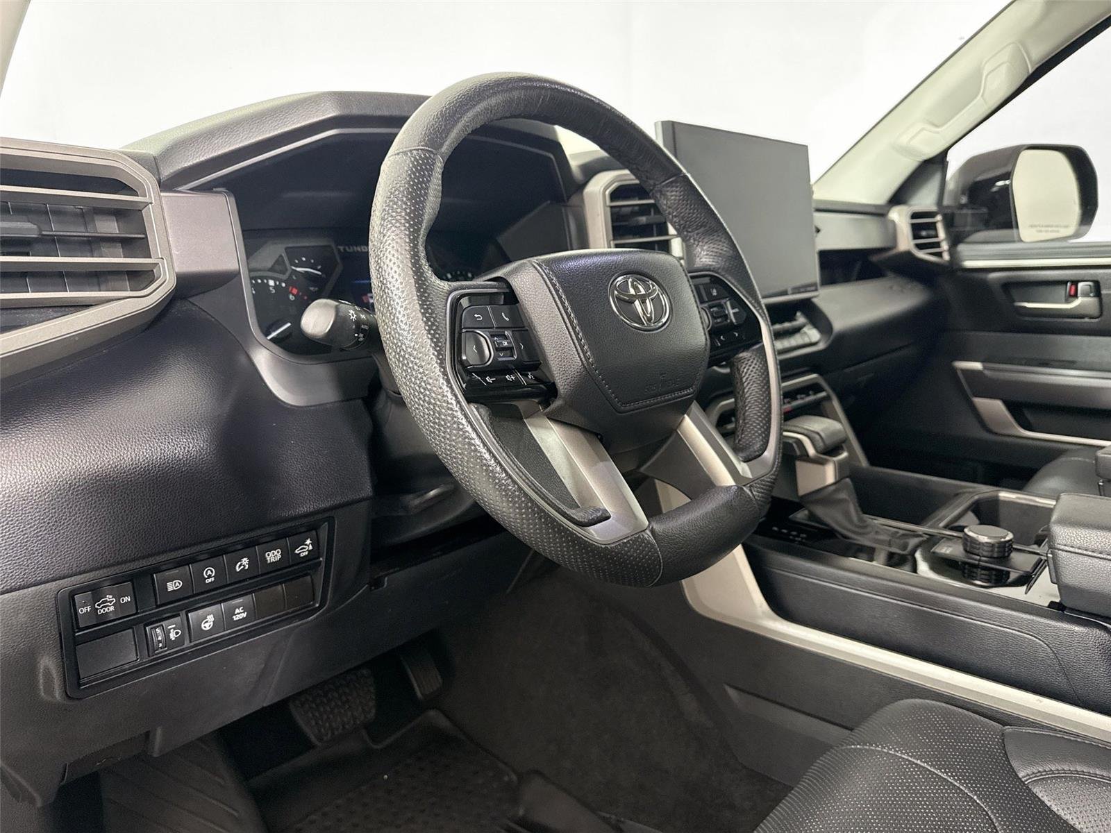 Used 2023 Midnight Black Metallic Toyota SR5 image 4