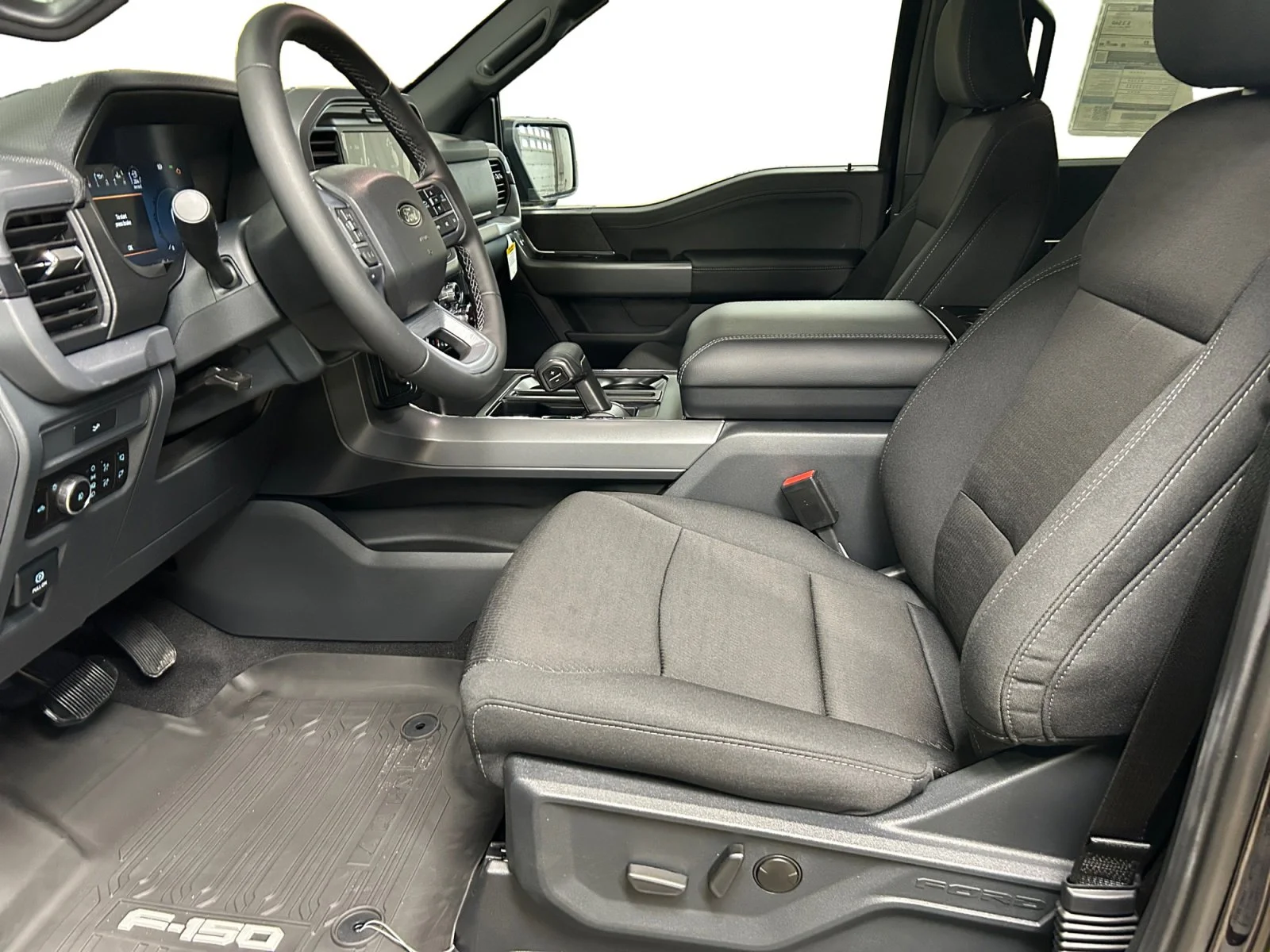 New 2026 Agate Black Metallic Ford XLT image 14