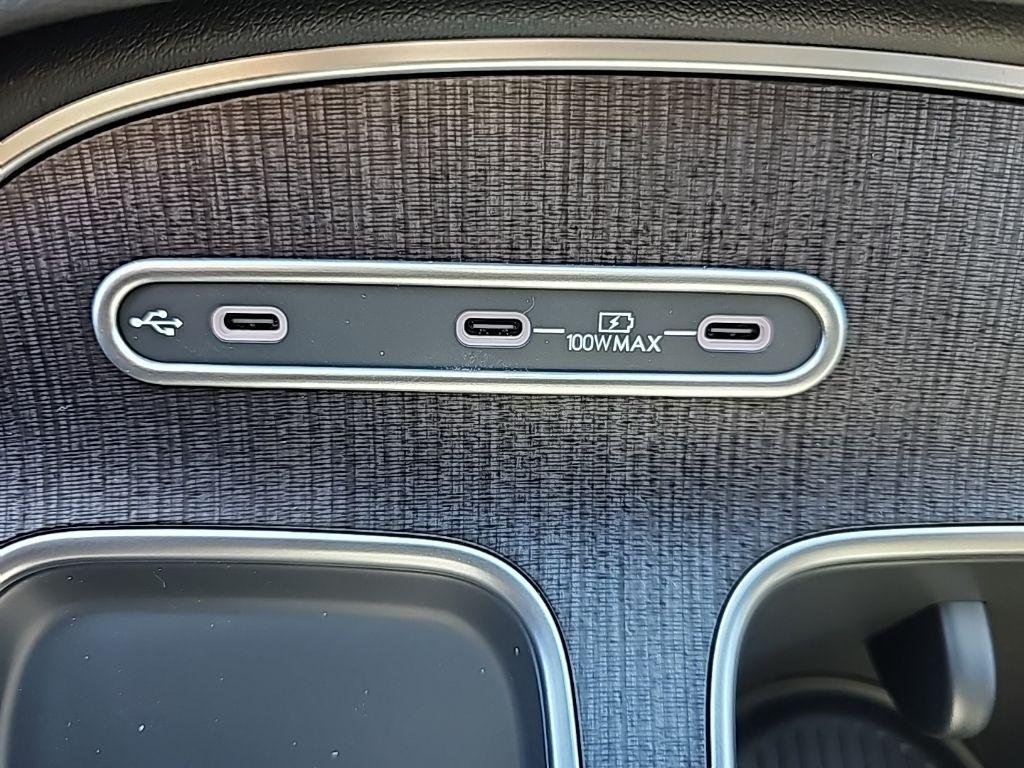 New 2026 Black Hyundai SEL Premium AWD image 22