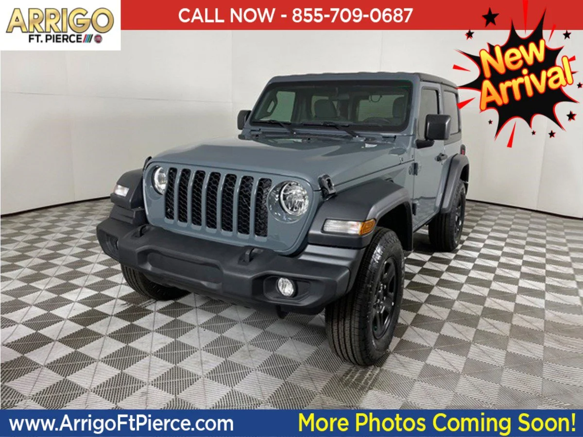 2025 Jeep Wrangler Sport S's photo