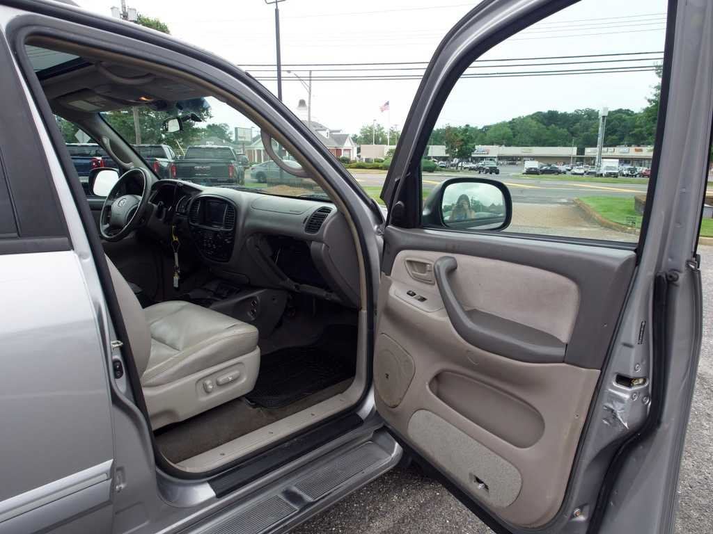 Used 2007  Toyota SR5 image 28