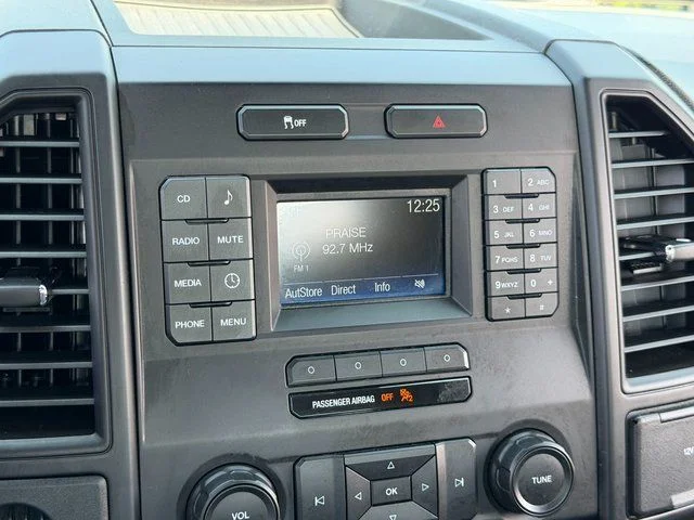 Used 2016 White Ford XL image 5