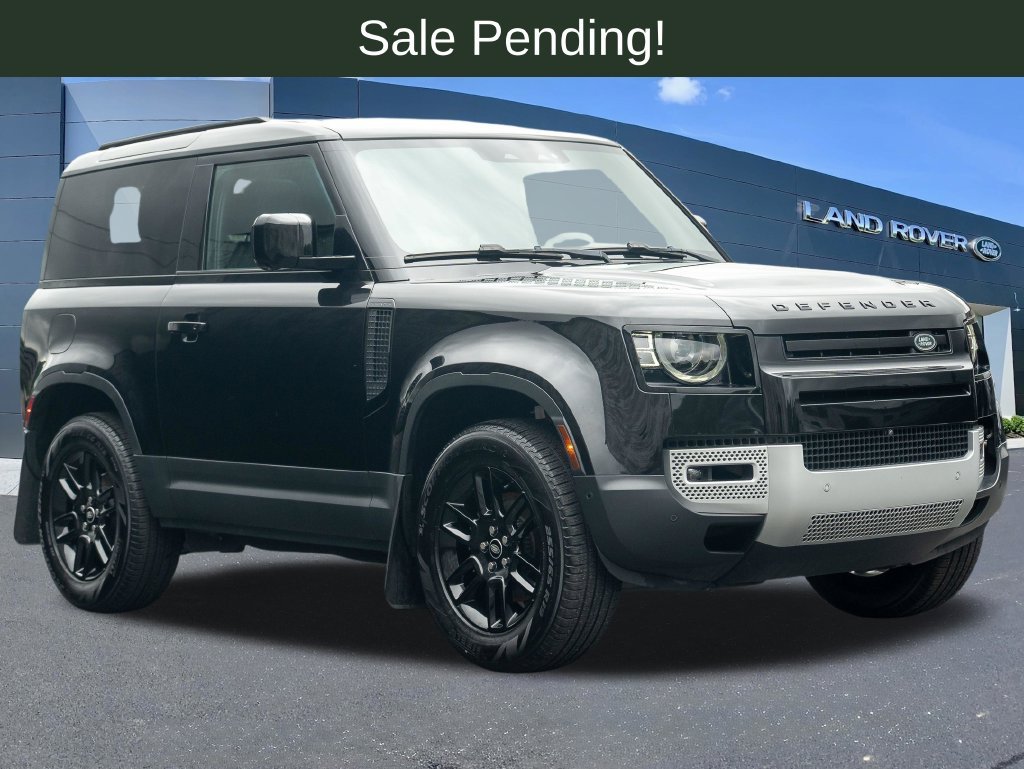Used 2024 Santorini Black Metallic Land Rover S image 4