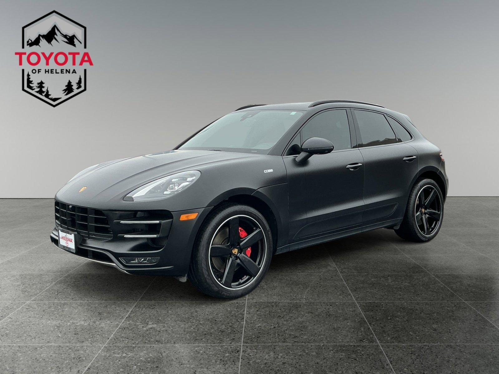 2017 Porsche Macan's photo