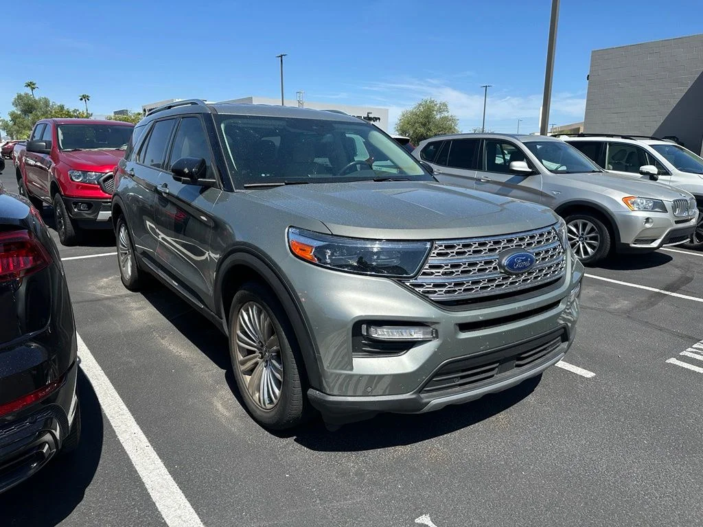 Used 2020 Green Ford Limited image 9