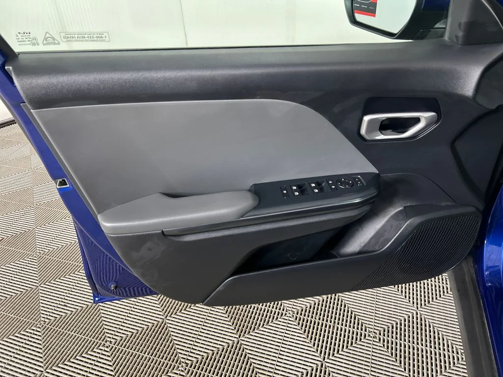 Used 2025 Blue Kia LXS image 11