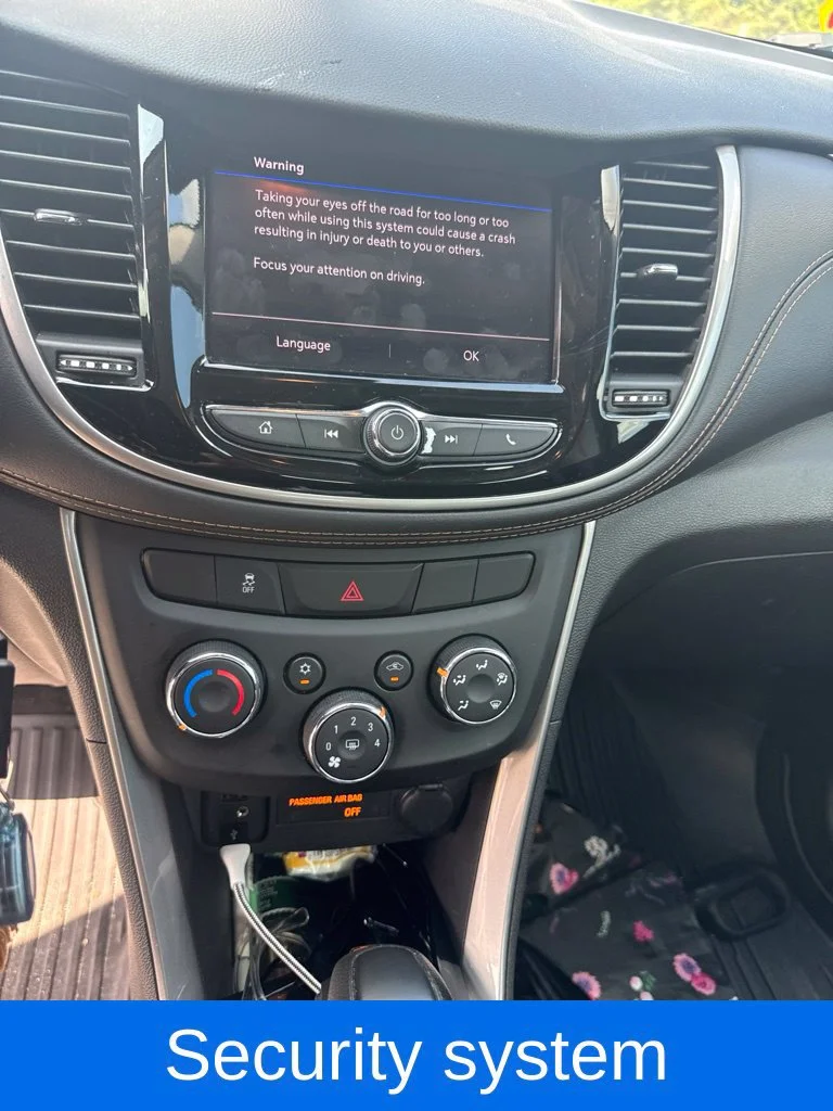 Used 2020 SUMMIT WHITE Chevrolet LS image 14