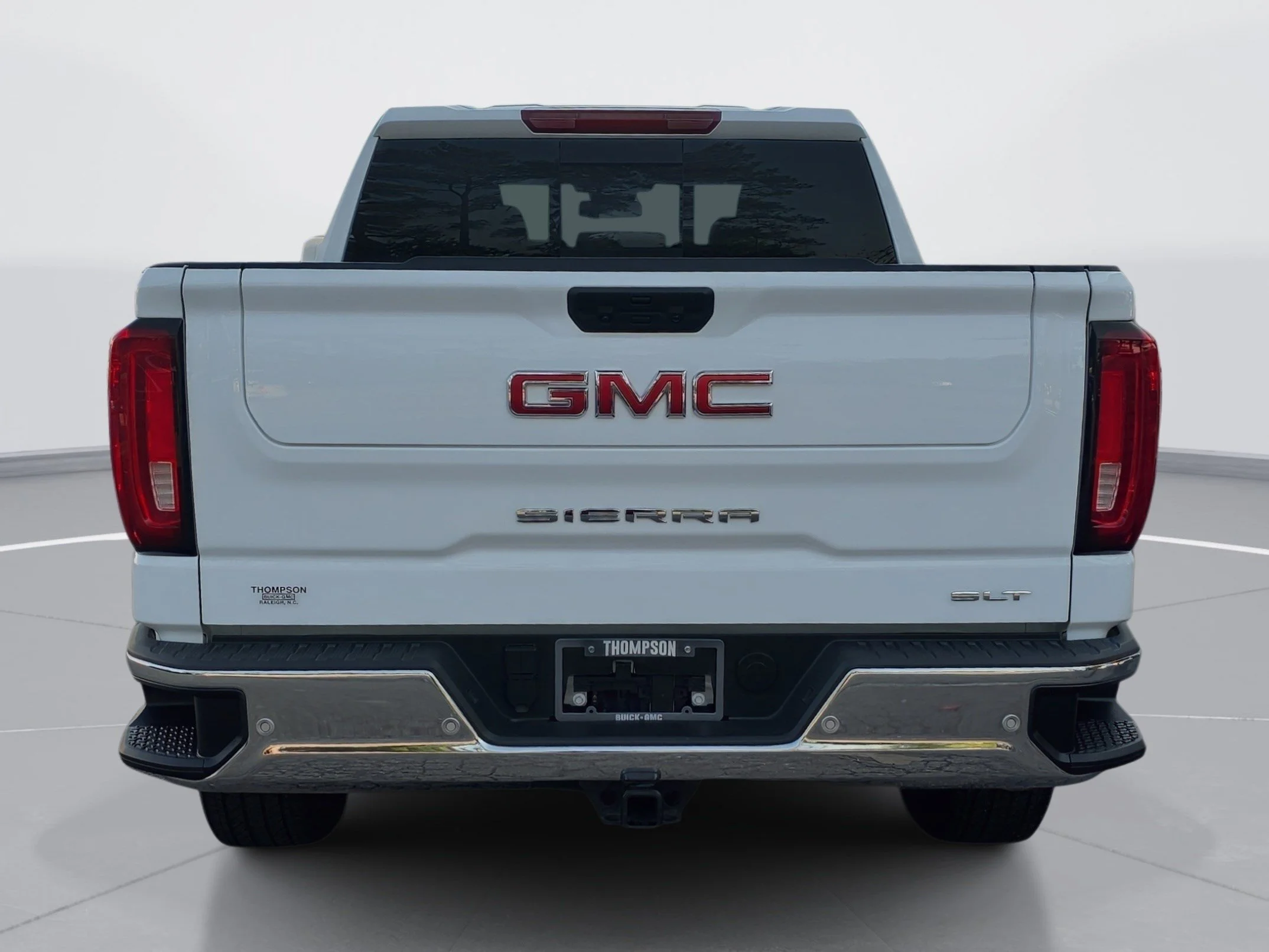 Used 2024 Summit White GMC SLT image 4
