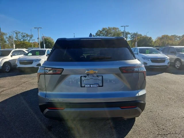 Used 2025 Sterling Gray Metallic Chevrolet LT image 4
