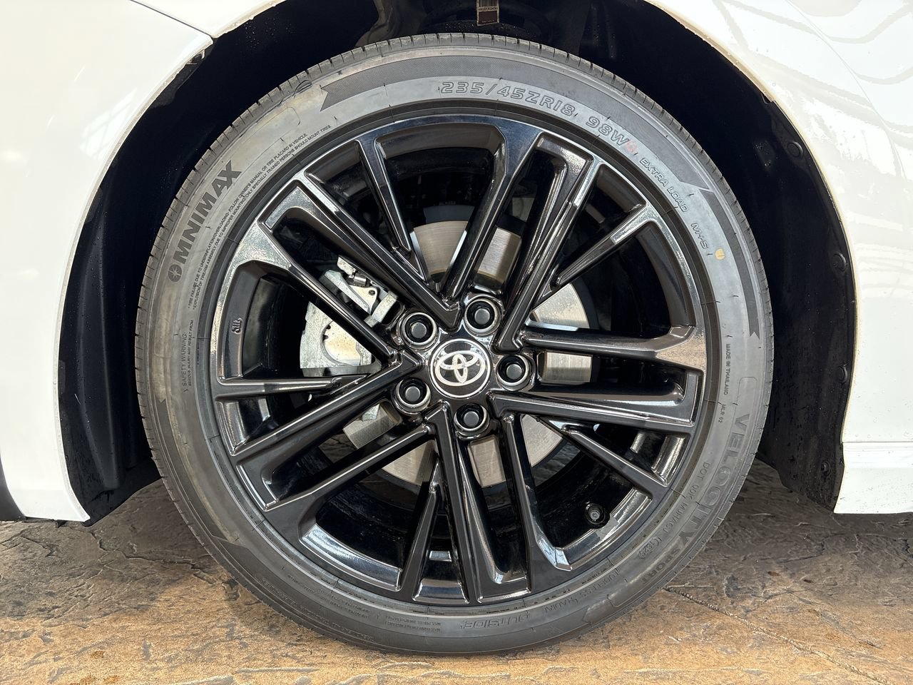 Certified Used 2025 Ice Toyota SE image 10