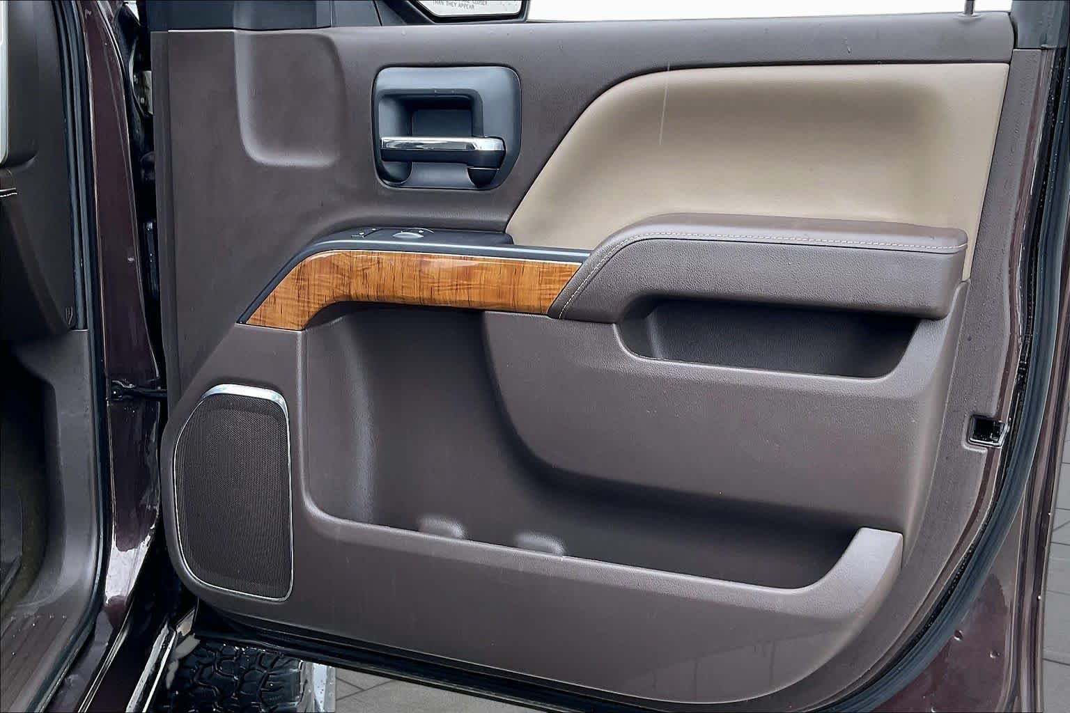 Used 2016 MAHOGANY METALLIC GMC SLT image 22