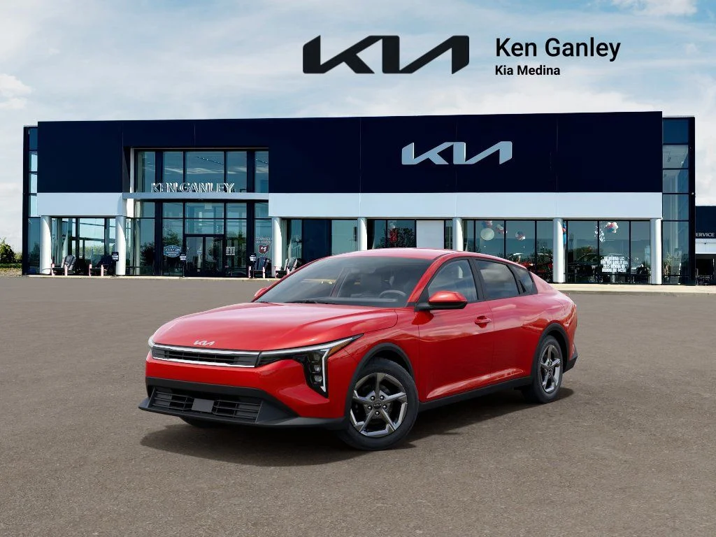 2026 Kia K4 LXS AT's photo
