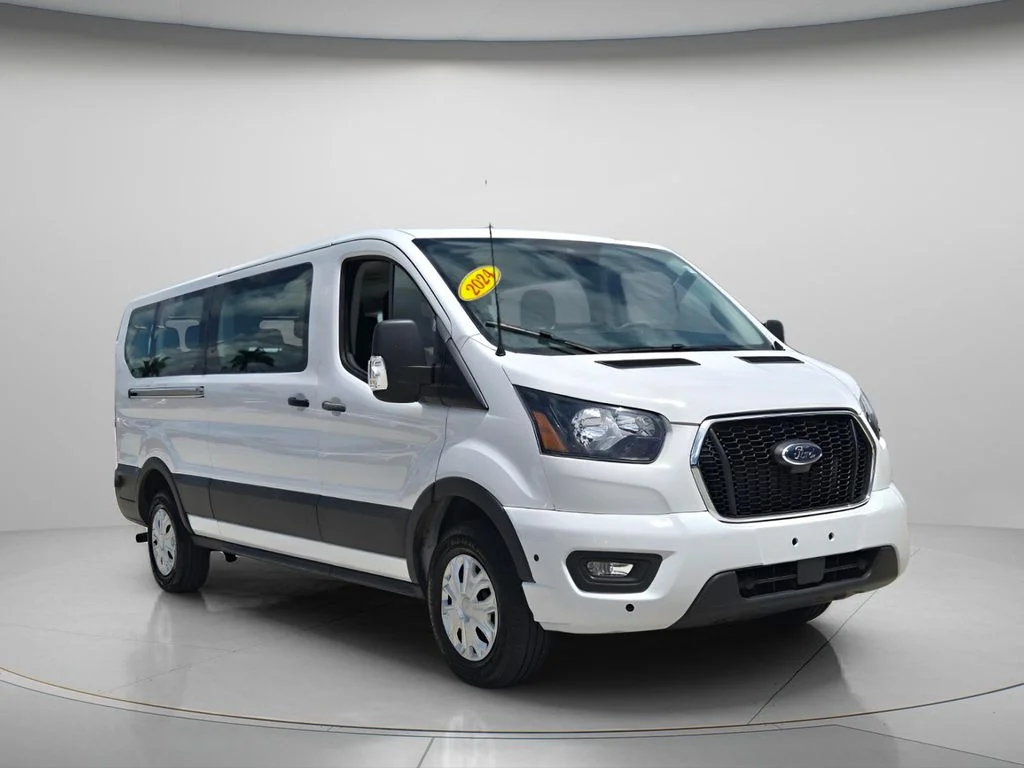 Used 2024 White Ford XLT image 9
