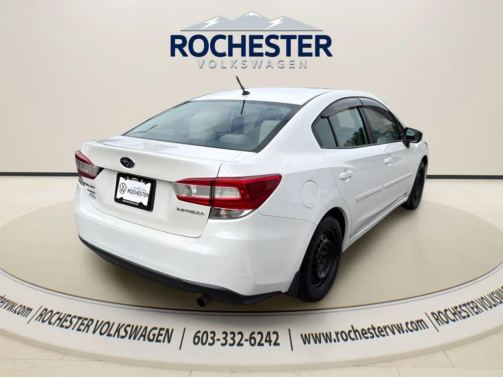Used 2020 White Subaru Base image 6