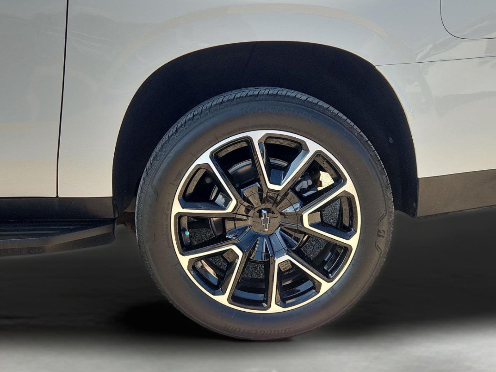 2024 Chevrolet Suburban RST White at Mac Haik Chevrolet