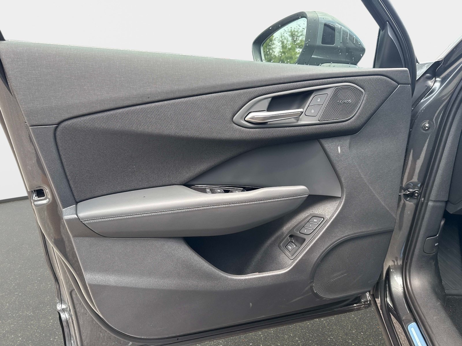 New 2026 Daytona Gray Pearl Effect Audi S line image 15