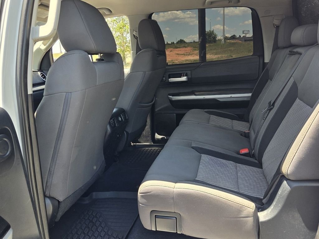 2017 Toyota Tundra SR5 - Photo 6