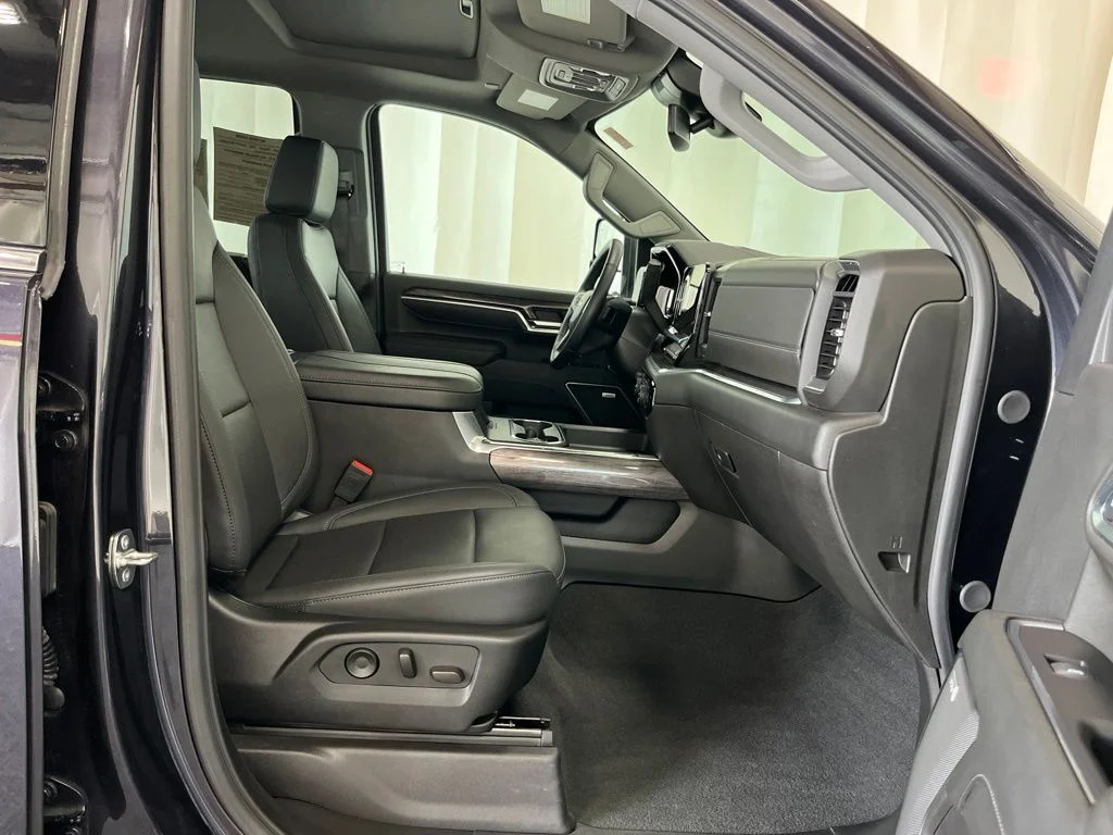 Used 2024 Gray Chevrolet LTZ image 20