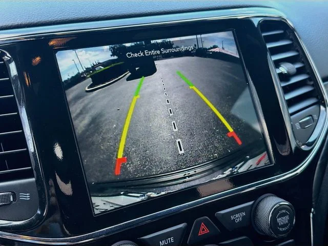 Used 2019 Gray Jeep Altitude image 14