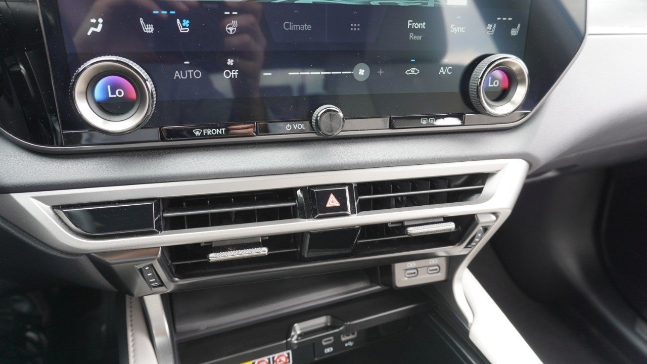 Certified Used 2023 Blue Lexus RX 350 Premium image 18