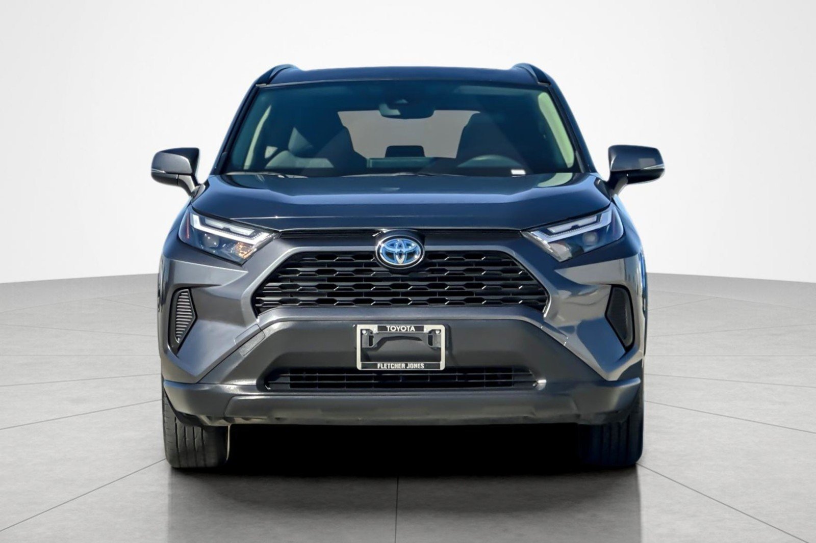 Certified Used 2022 MAGNETIC GRAY Toyota Hybrid XLE image 8