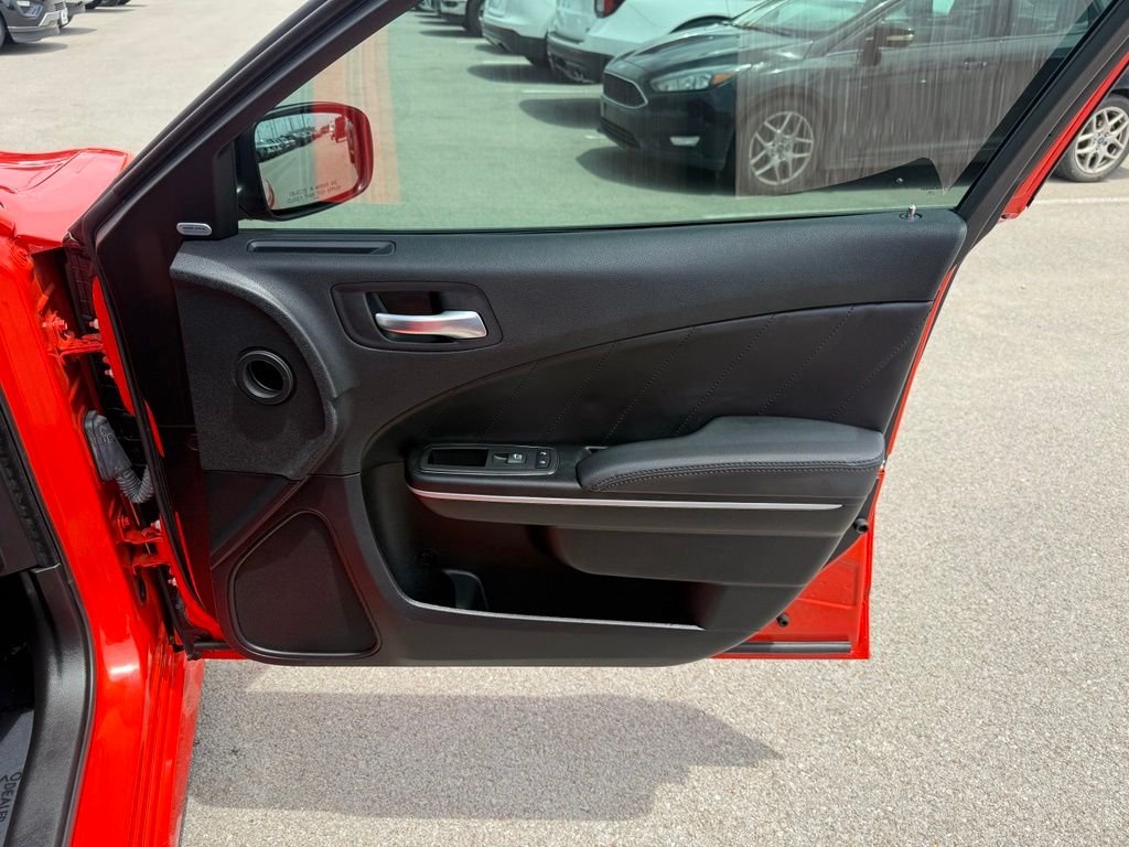 Used 2023 Go Mango! Dodge R/T Scat Pack image 19